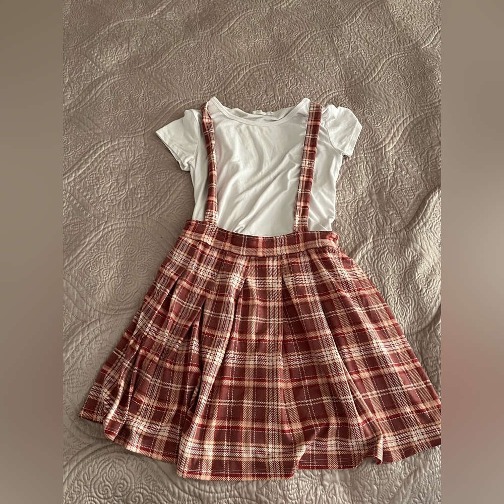 Beautees White Top with burgundy pink Plaid Dress Suspenders